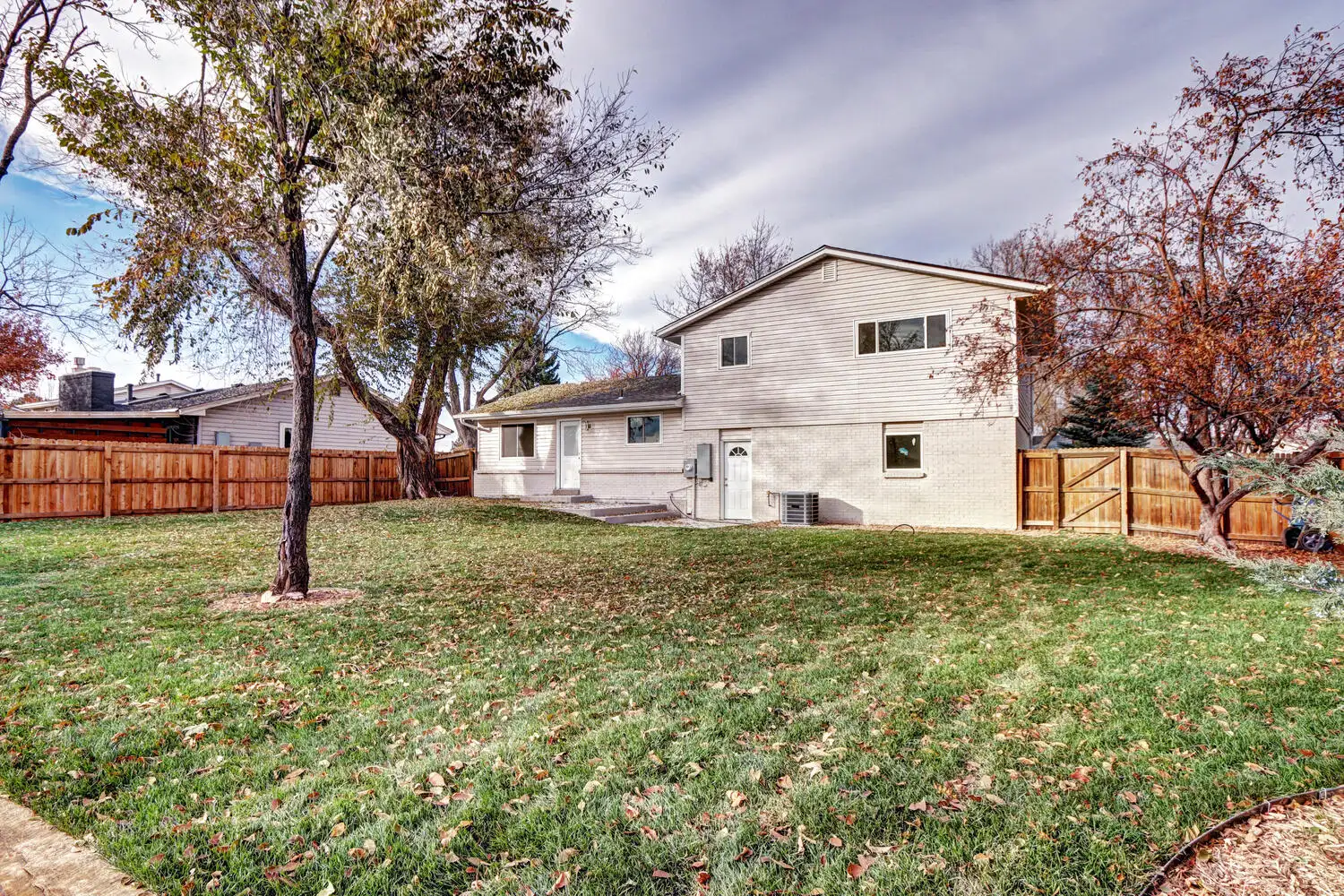 10100 W Grand Ave Littleton CO large 037 022 g 833 1500x1000 72dpi